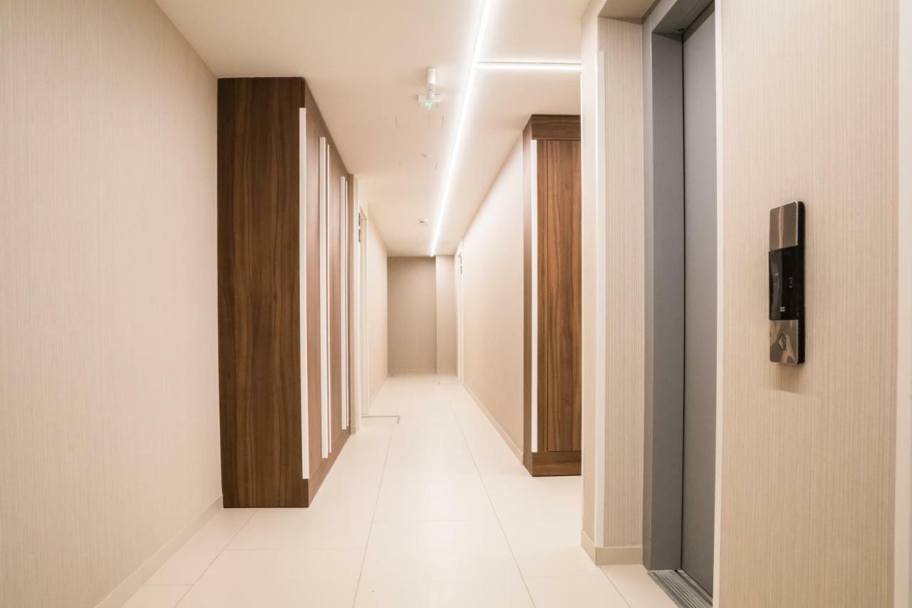 Brzezicki Apartament Centrum 格但斯克 外观 照片